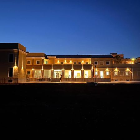 Stella Del Mare Hotel ซันตามารีเนลลา ภายนอก รูปภาพ
